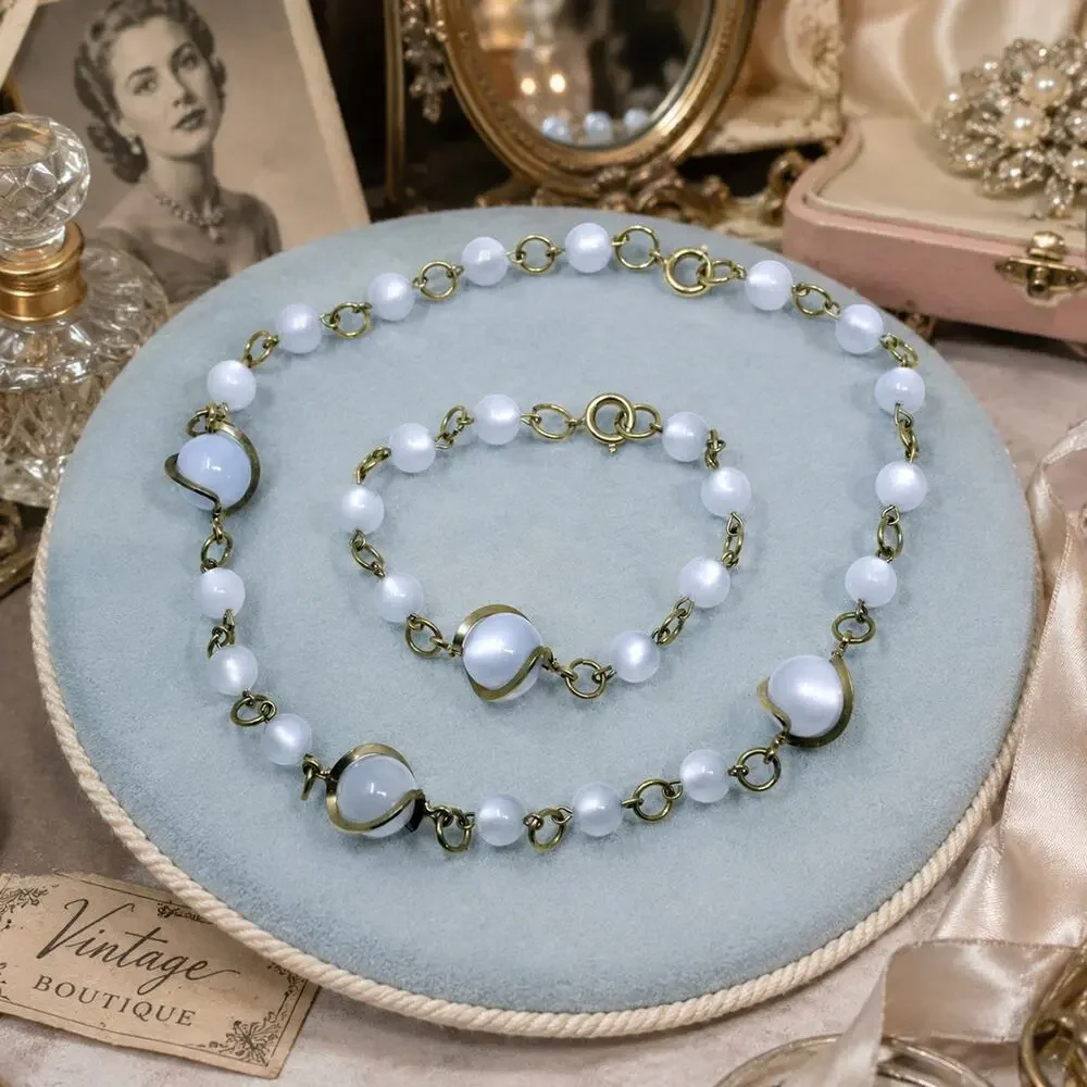 Vintage 1950s Blue Bead Necklace Bracelet Set Gold Tone Atomic Retro - Hey Viv